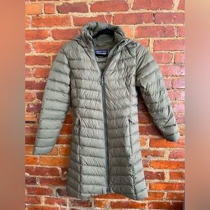 Patagonia XS olive green micro down winter coat